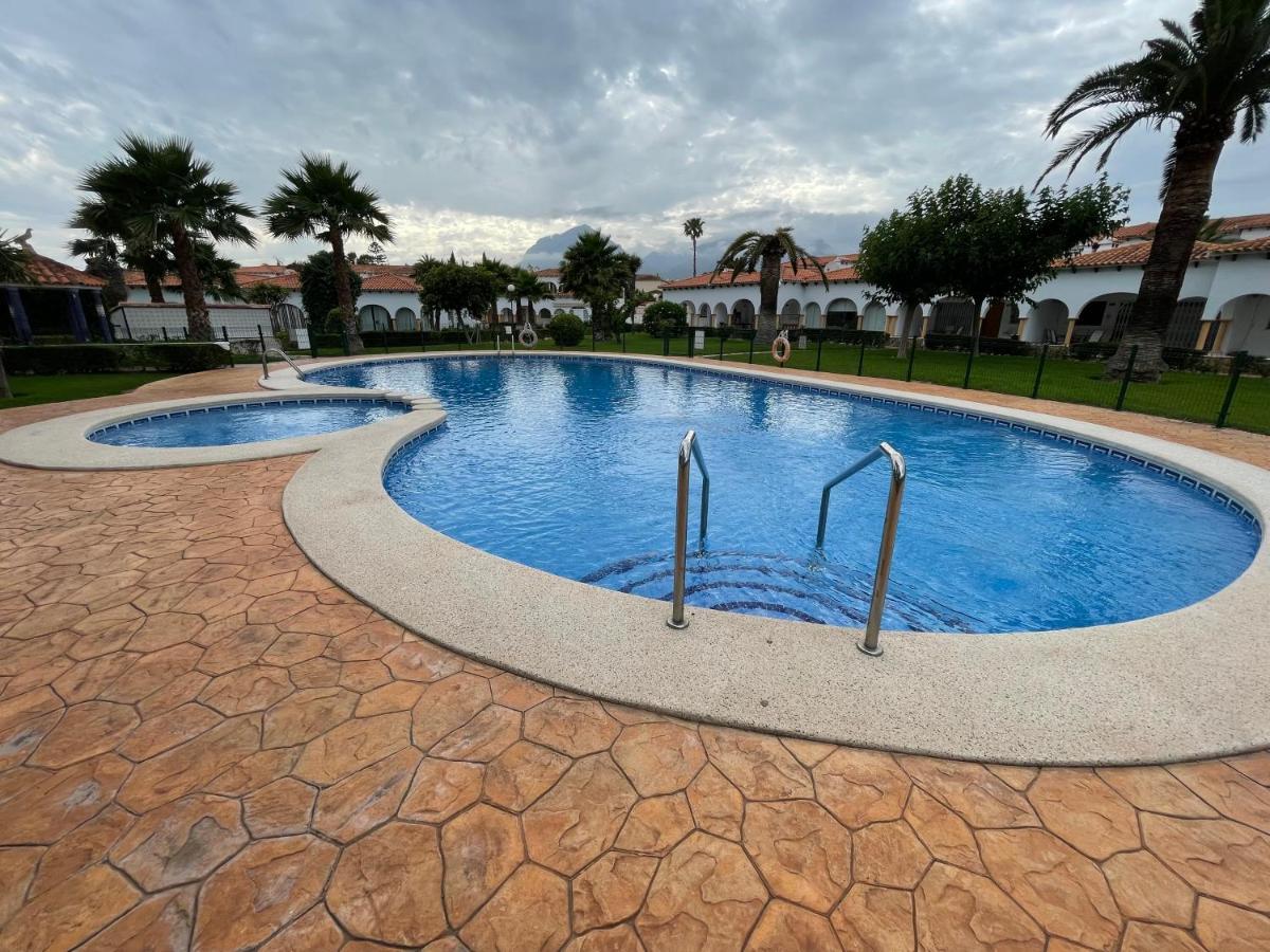 Bungalow Para 6 Pax A 7 Minutos De Playa Albir L'Alfàs del Pi Eksteriør billede